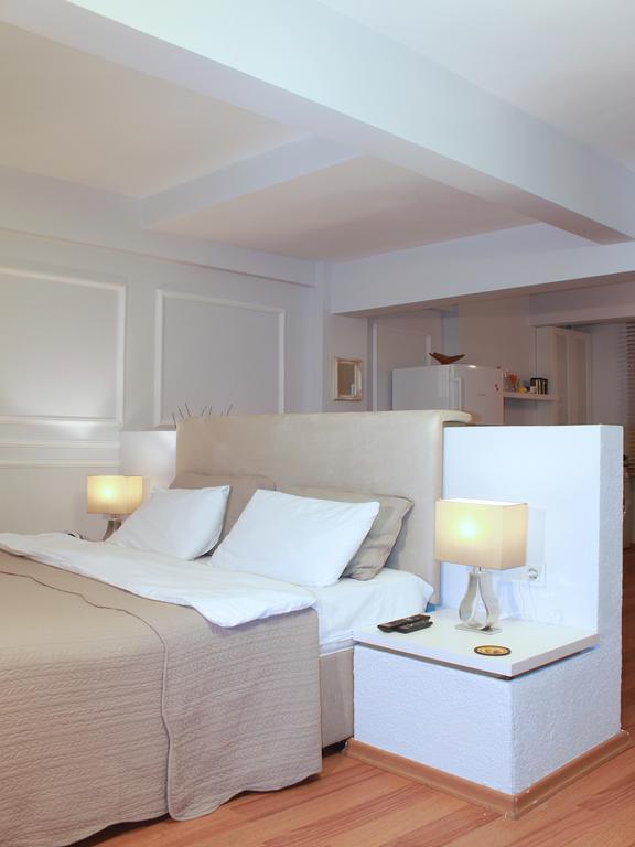 212 Istanbul Suites Exterior photo