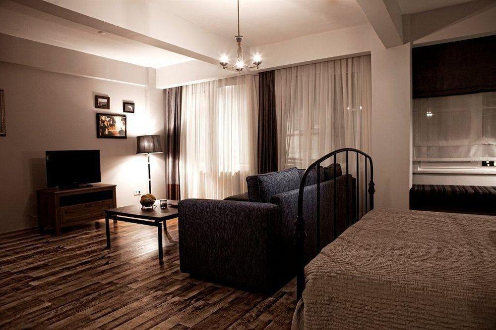212 Istanbul Suites Exterior photo